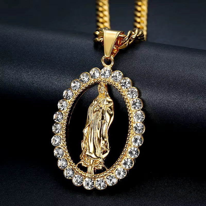 Medallón Virgen María: Fe y Elegancia en un solo Detalle